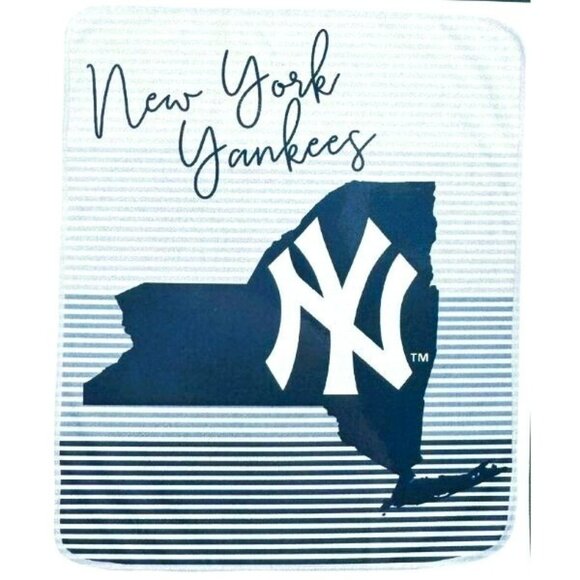New York Yankees State Stripe Larger Soft Plush Throw Blanket MLB Licensed - Picture 1 of 3